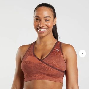 Gymshark Adapt Camo Seamless Sports Bra - Storm Red/Cherry Brown - Extra Small